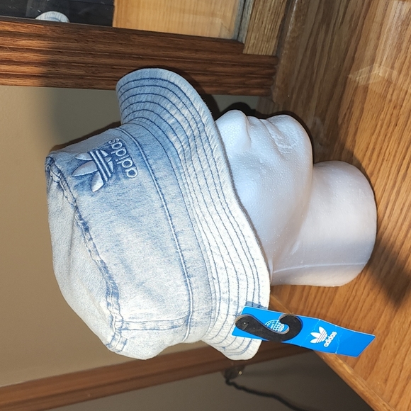 ADIDAS DENIM BUCKET HAT